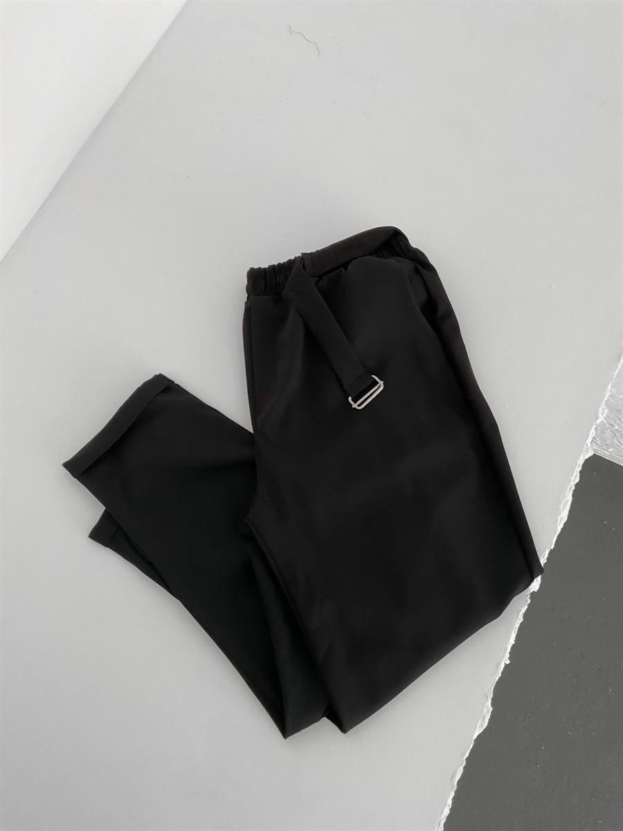 Siyah Paçası Katlı Kuşaklı Pantolon DP-0009