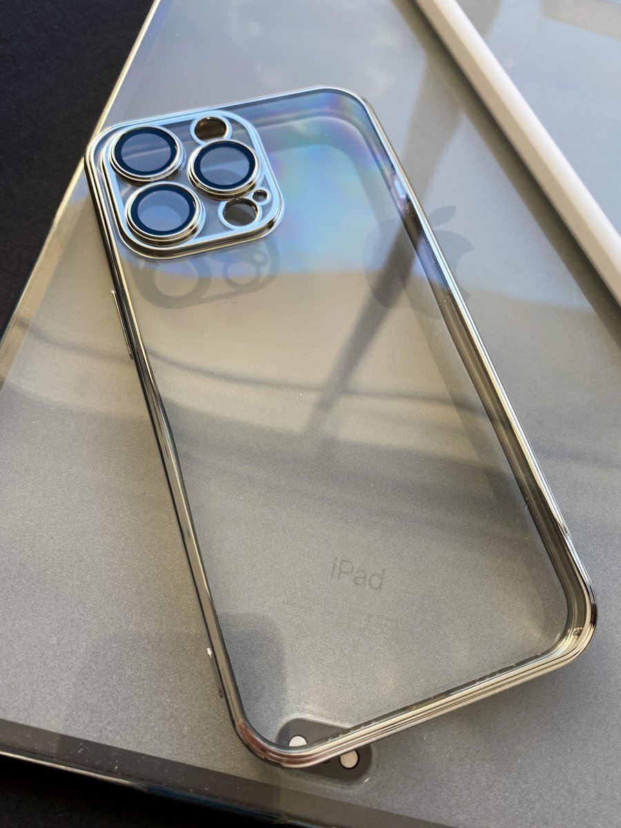 Gümüş Rengi Şeffaf (iPhone13pro)