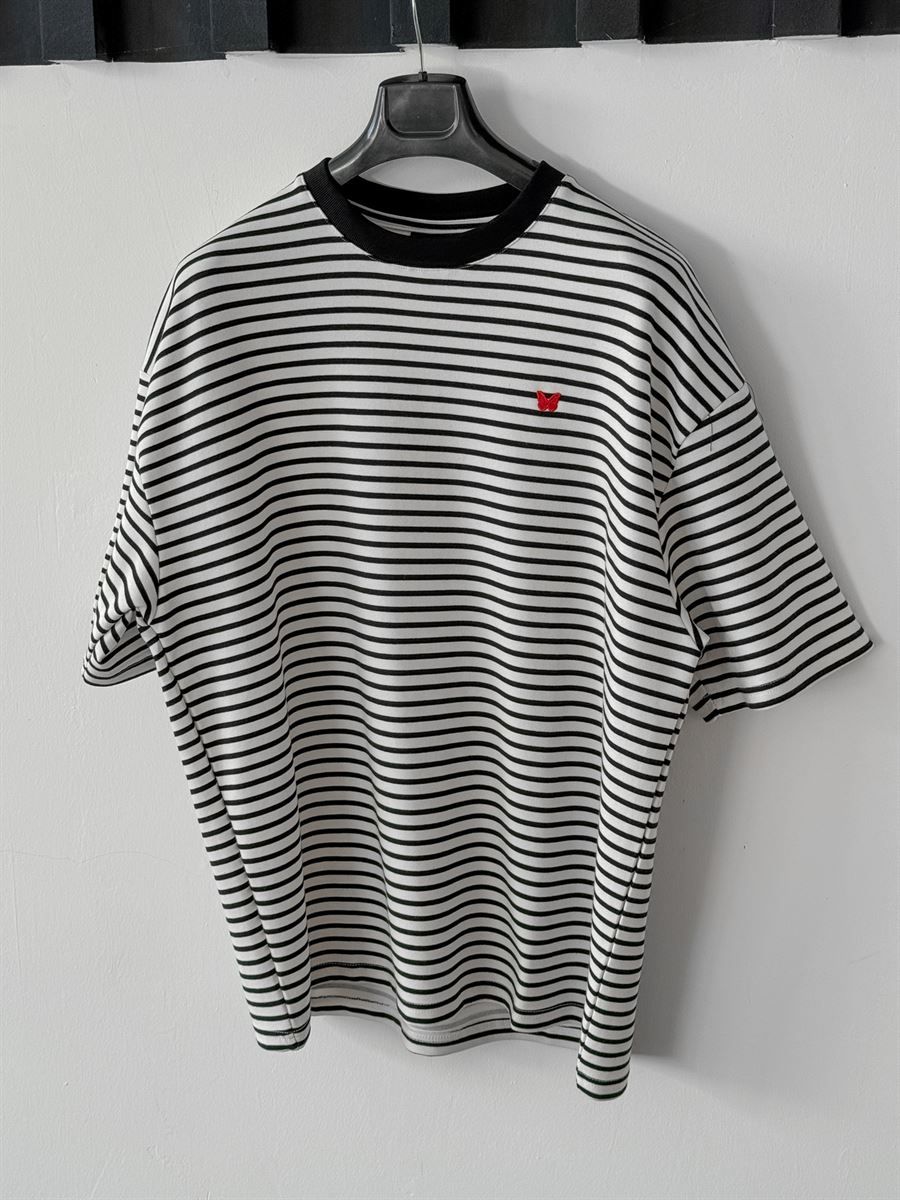 Siyah Çizgili Kelebek Nakışlı Oversize T-Shirt PM-104