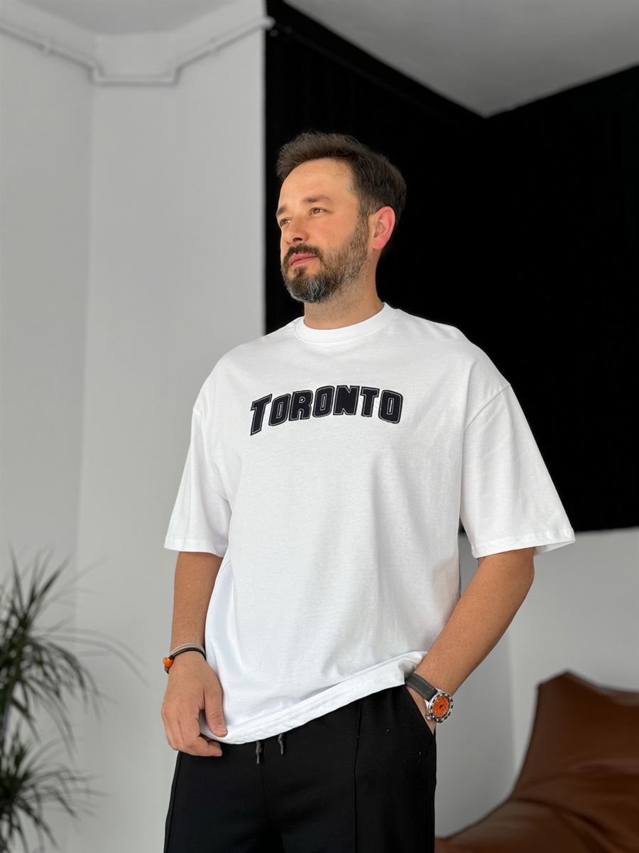 Beyaz Toronto Nakışlı Oversize T-Shirt PM-125