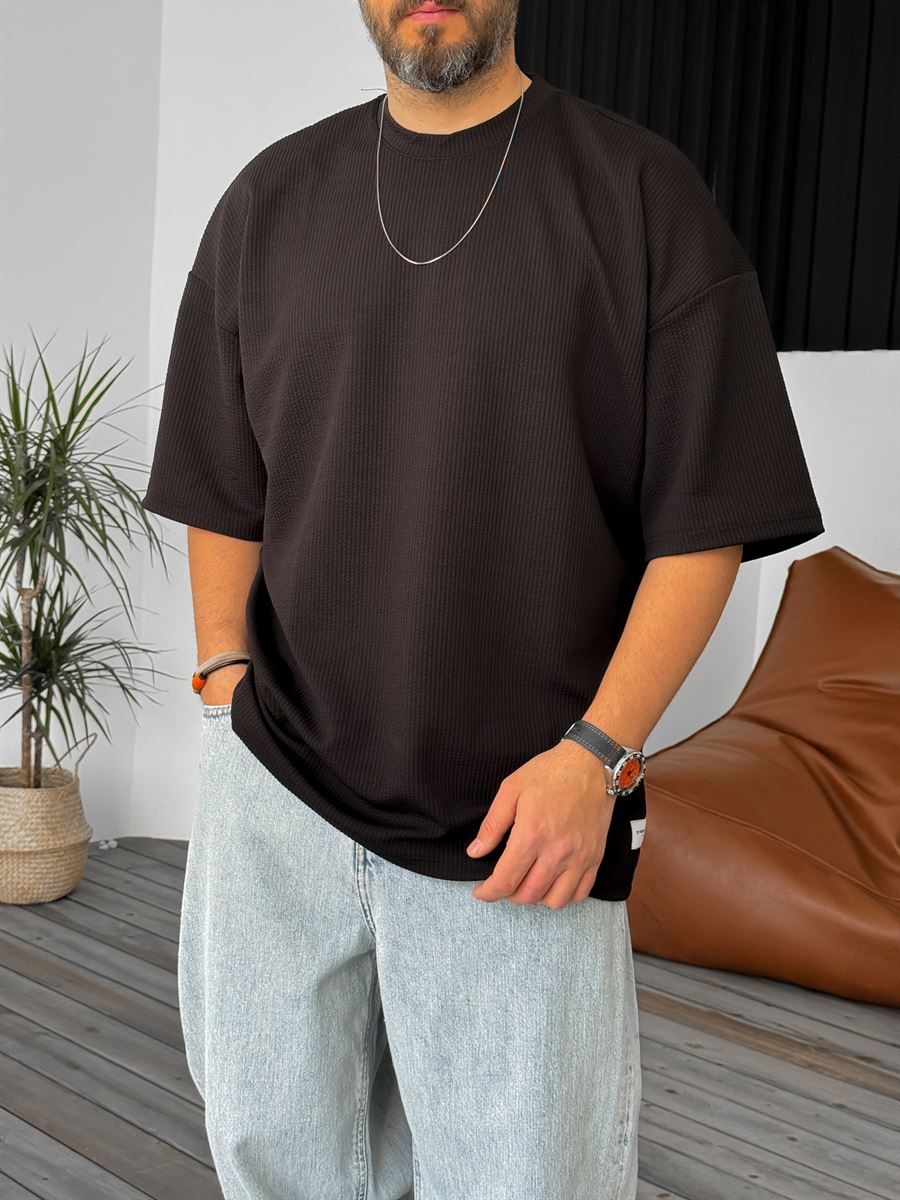 Siyah Kabartmalı Basic Oversize T-Shirt B-1057